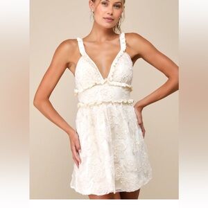 Lulu's Cream Babydoll Mini Dress Plunge Neckline- NWT